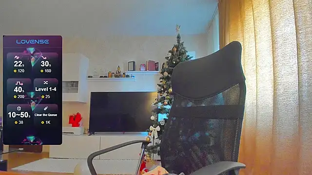 hot evil queen online show from February 11, 8:15 am