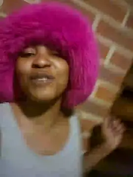 Snapshot of BlueberryDiamond chatting on January 10, 9:53 pm BlueberryDiamond online show from January 10, 9:53 pm