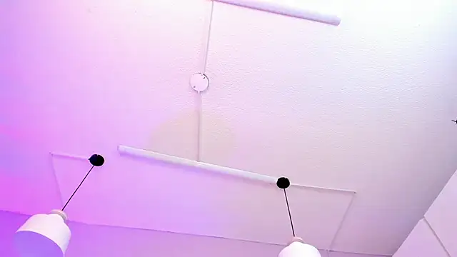 Inndrahot online show from February 6, 5:46 am