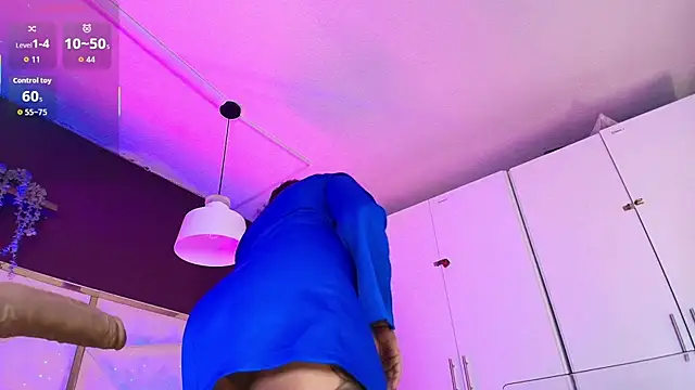 Inndrahot online show from September 11, 3:50 am