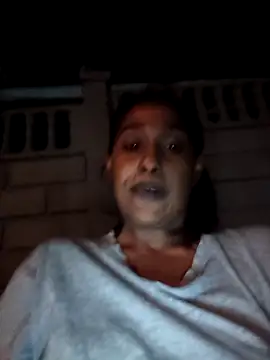 Snapshot of Lisaabrown_ chatting on April 14, 9:32 pm Lisaabrown online show from April 14, 9:32 pm