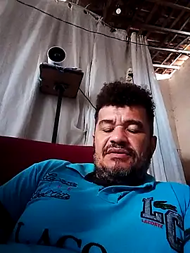 Snapshot of tarra122 chatting on June 12, 5:23 pm tarra122 online show from June 12, 5:23 pm