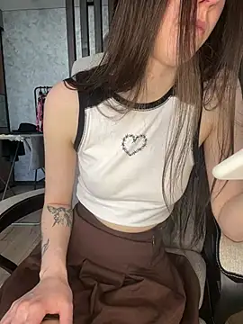  sweet baby  online show from February 18, 11:11 am