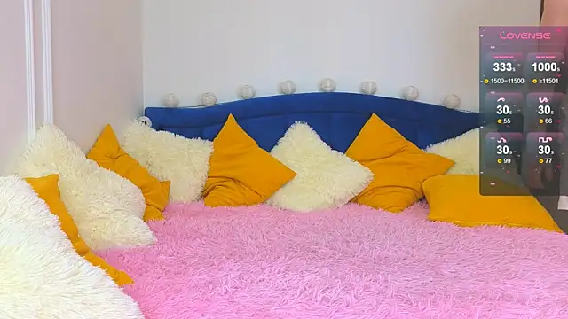 LandelRay online show from December 15, 4:11 pm