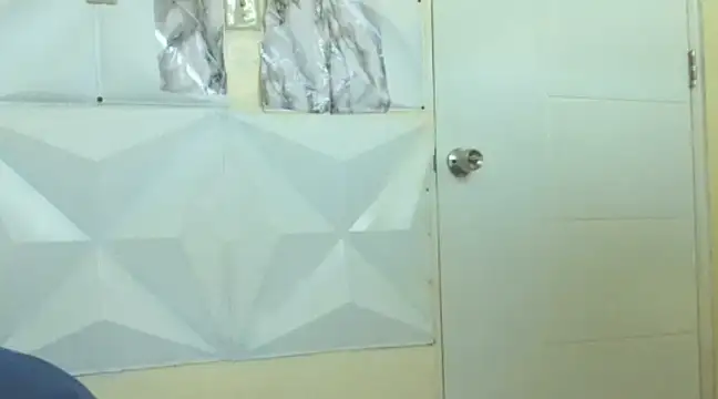 thesugar32 online show from February 20, 1:08 pm