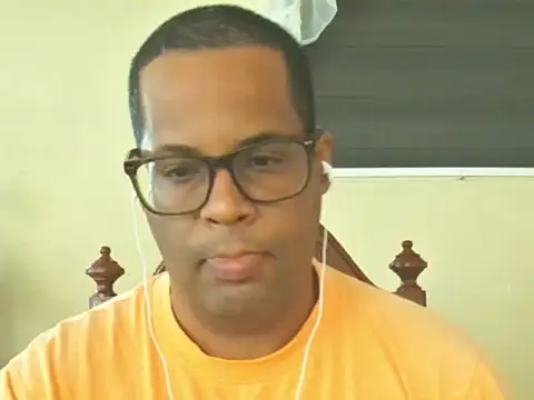 Snapshot of thesugar32 chatting on May 19, 12:11 pm thesugar32 online show from May 19, 12:11 pm