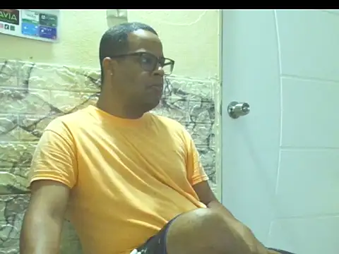 Snapshot of thesugar32 chatting on June 29, 12:38 pm thesugar32 online show from June 29, 12:38 pm