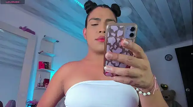 briitany hot online show from March 15, 10:55 pm