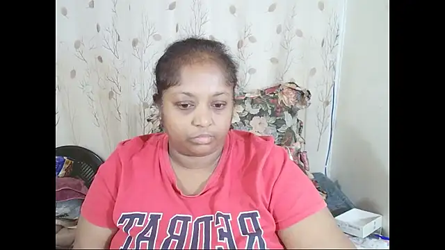 Snapshot of Indiantasha chatting on June 4, 4:13 pm Indiantasha online show from June 4, 4:13 pm