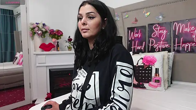 LexyRene online show from May 3, 11:38 am