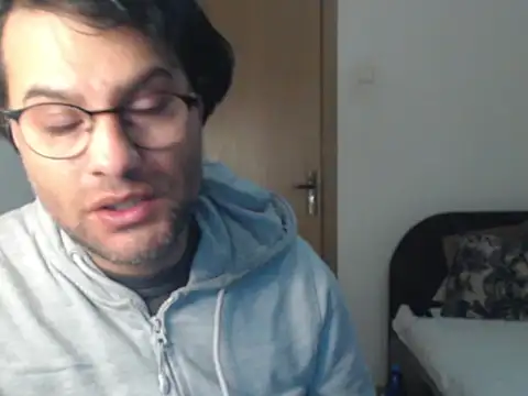 wildpussycat23 online show from February 7, 11:19 pm