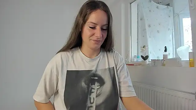 DiamondKay online show from November 26, 9:32 am