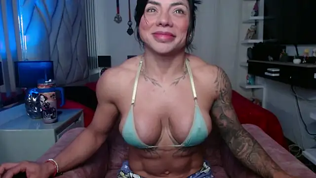 beautifulunna  online show from June 26, 4:28 am