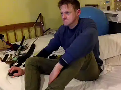 londonfuckwhore online show from December 23, 2:24 am