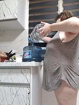 cindybbwsquirt online show from September 19, 4:14 am