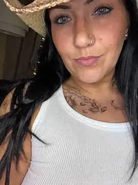 LittleMissEeve online show from June 7, 2:59 am