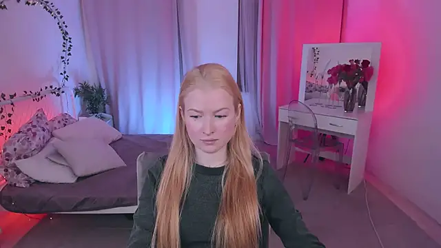 Laly Peach online show from February 9, 7:12 am