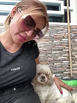 DIANITA 1988 online show from January 1, 6:49 pm