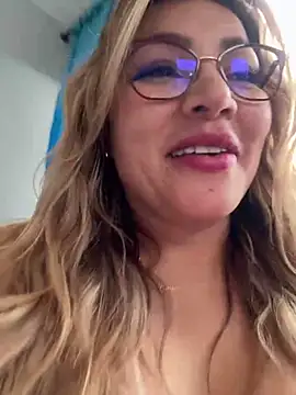 DIANITA 1988 online show from January 6, 9:54 pm