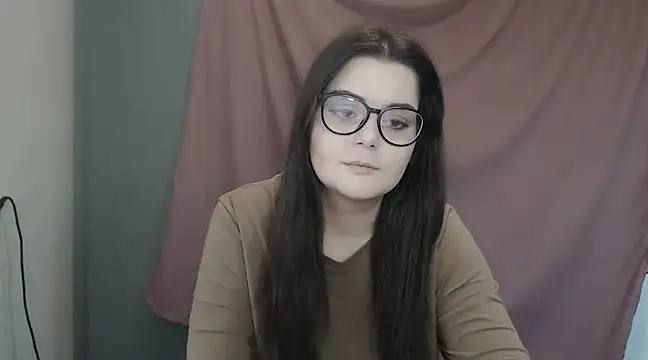 Snapshot of ohhhMie chatting on February 16, 4:32 pm ohhhMie online show from February 16, 4:32 pm