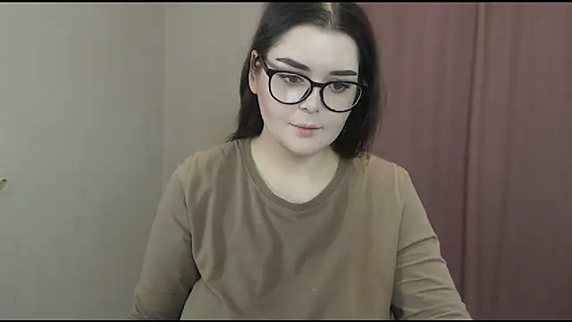 Snapshot of ohhhMie chatting on February 28, 6:41 pm ohhhMie online show from February 28, 6:41 pm