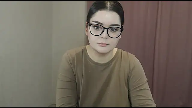 Snapshot of ohhhMie chatting on March 1, 5:38 pm ohhhMie online show from March 1, 5:38 pm