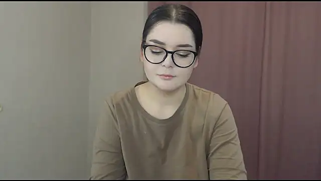 Snapshot of ohhhMie chatting on March 1, 10:10 pm ohhhMie online show from March 1, 10:10 pm