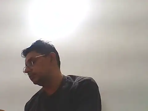 Snapshot of Kumarjay330 chatting on December 22, 2:03 pm Kumarjay330 online show from December 22, 2:03 pm