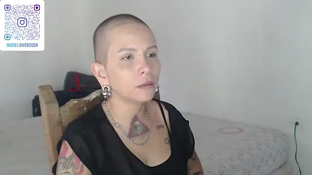 moon cat85 online show from January 27, 9:22 pm