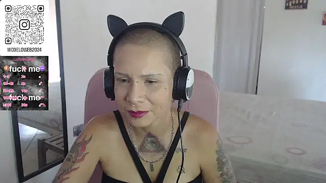 moon cat85 online show from March 5, 7:27 pm