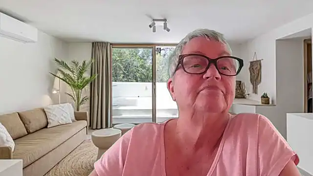 Snapshot of GrannyChrissy68 chatting on May 12, 1:19 pm GrannyChrissy68 online show from May 12, 1:19 pm