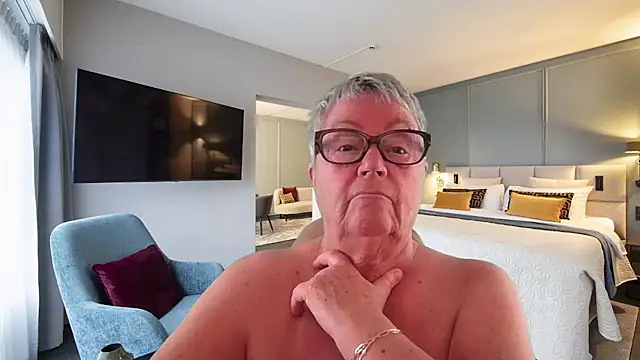 Snapshot of GrannyChrissy68 chatting on May 19, 2:34 pm GrannyChrissy68 online show from May 19, 2:34 pm