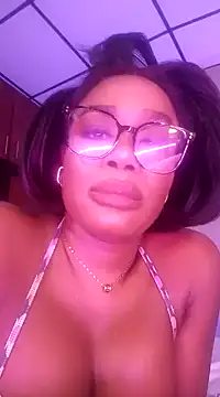 Snapshot of MariiePrice chatting on January 8, 6:20 am MariiePrice online show from January 8, 6:20 am