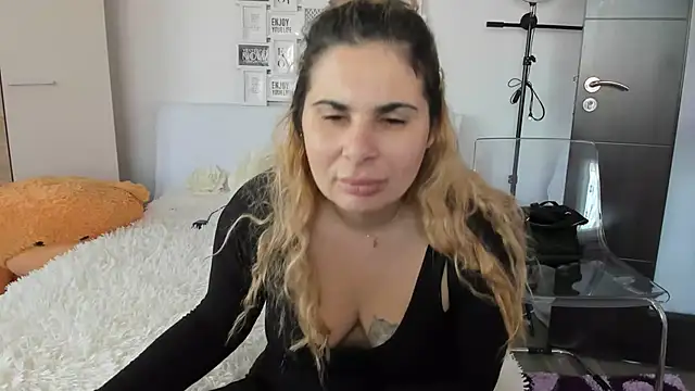 sweetemy4u online show from January 6, 11:29 am