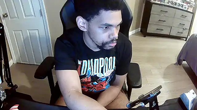 Snapshot of Neovergil0 chatting on May 26, 10:28 pm Neovergil0 online show from May 26, 10:28 pm