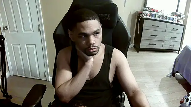 Snapshot of Neovergil0 chatting on June 12, 11:46 pm Neovergil0 online show from June 12, 11:46 pm