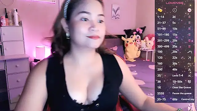 yenyen  online show from May 22, 1:06 pm