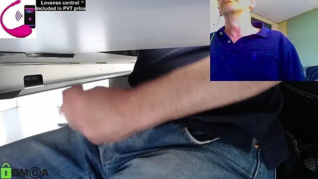 Snapshot of pliko chatting on June 8, 1:44 pm pliko online show from June 8, 1:44 pm