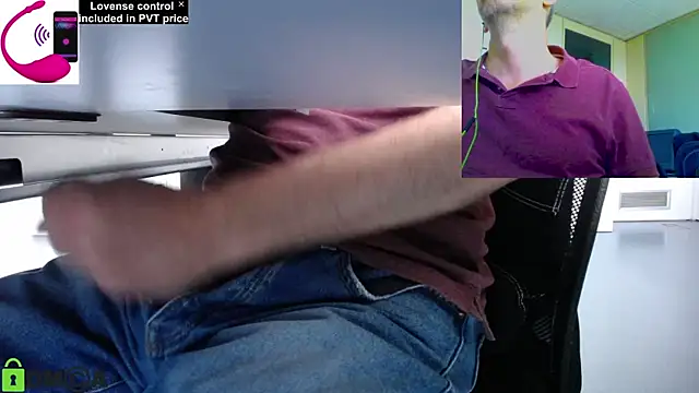 Snapshot of pliko chatting on June 16, 9:12 am pliko online show from June 16, 9:12 am