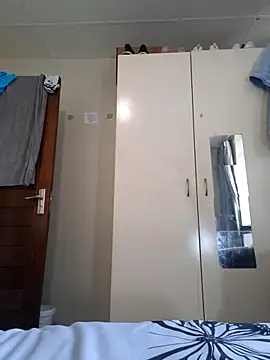 Snapshot of FitSelina66 chatting on September 29, 11:37 am FitSelina66 online show from September 29, 11:37 am