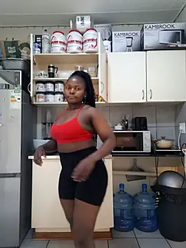 Snapshot of FitSelina66 chatting on October 6, 10:02 am FitSelina66 online show from October 6, 10:02 am