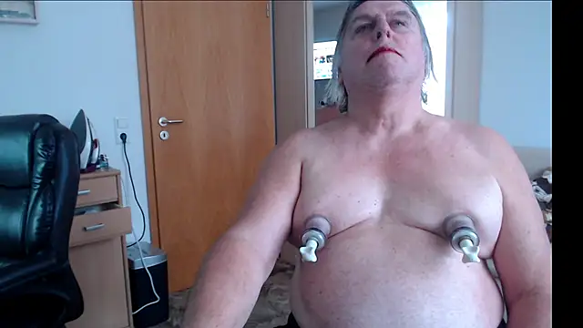 Sissygera online show from December 15, 10:50 am