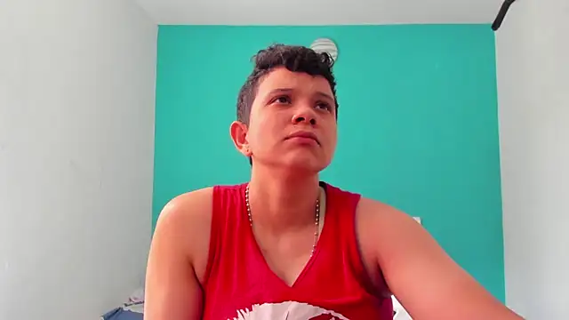 Snapshot of alex-queen- chatting on November 2, 4:53 pm alex-queen- online show from November 2, 4:53 pm