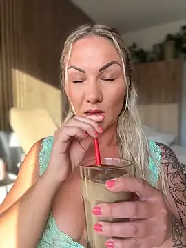 NastyMilf  online show from April 29, 6:14 pm