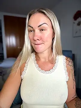 NastyMilf  online show from July 27, 8:32 am