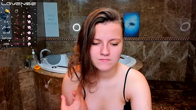 MelindaTin online show from September 26, 1:09 am