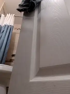 bobby69cock online show from October 16, 11:06 pm