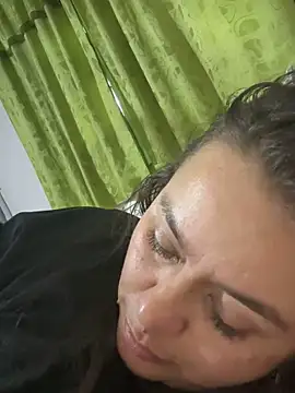 Ixchel Anaid online show from June 7, 1:04 pm