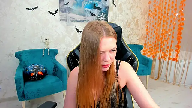 Snapshot of Strawberrye chatting on October 25, 11:40 am Strawberrye online show from October 25, 11:40 am