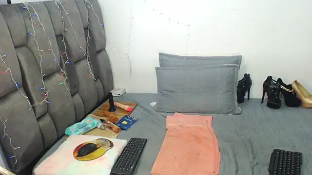 Tits  sweet online show from February 11, 3:29 pm